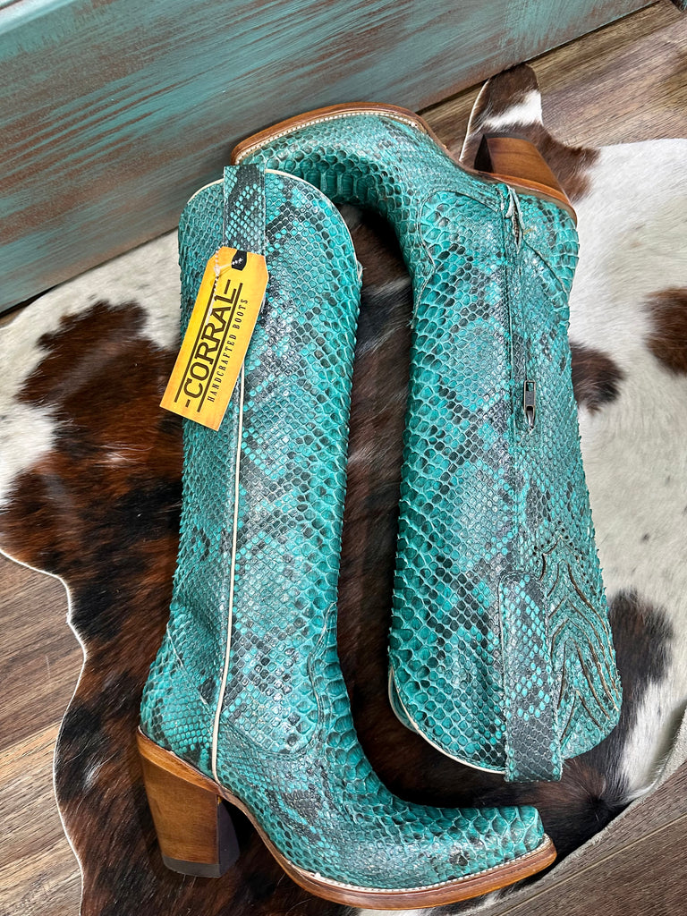 Turquoise Python Pumps Turquoise Python Tall Top Full Exotic – LeonWestern